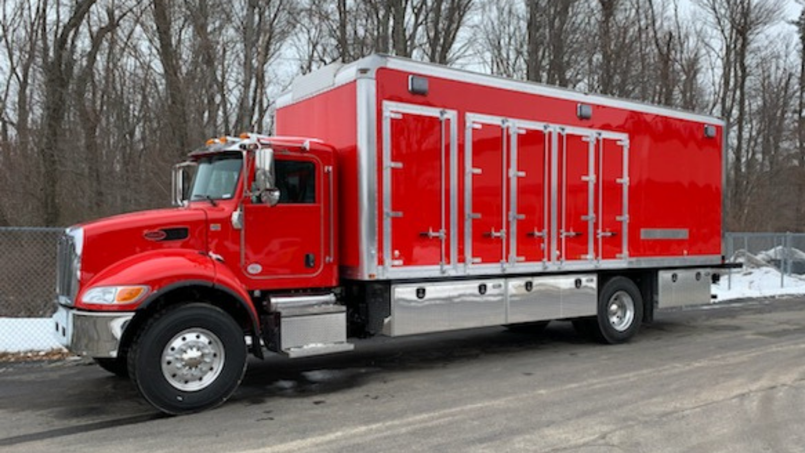 RedLine Gear Cleaning Mobile Extraction Unit parked in lot